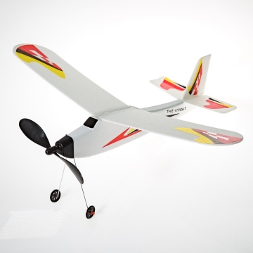 Styro-Flieger mit Gummiantrieb